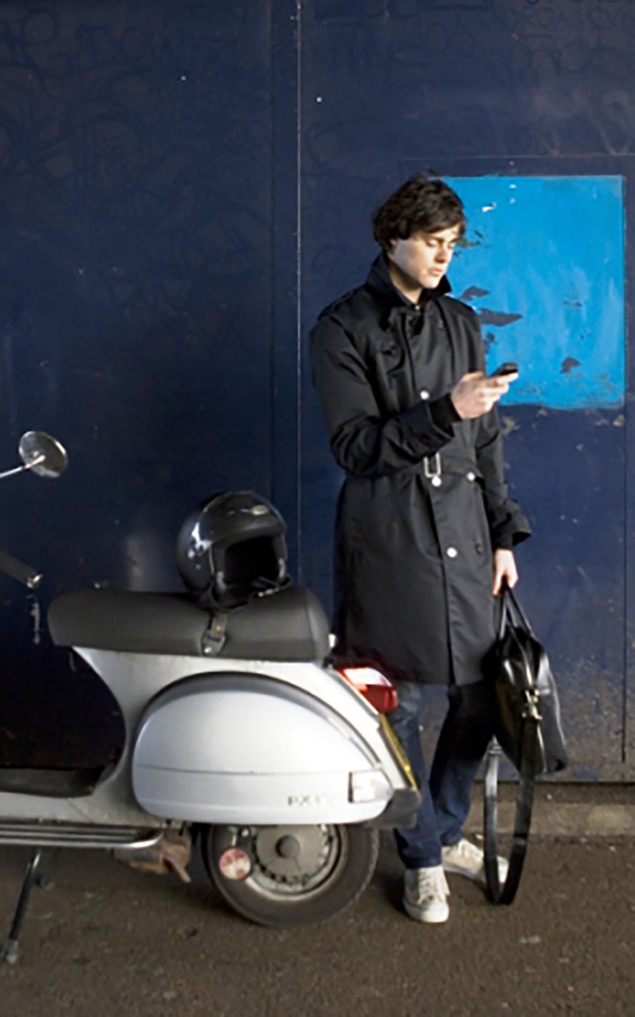 <img src= ”Mens_Mac_SmallWeb2.jpg” alt = “Men’s Mac” / >