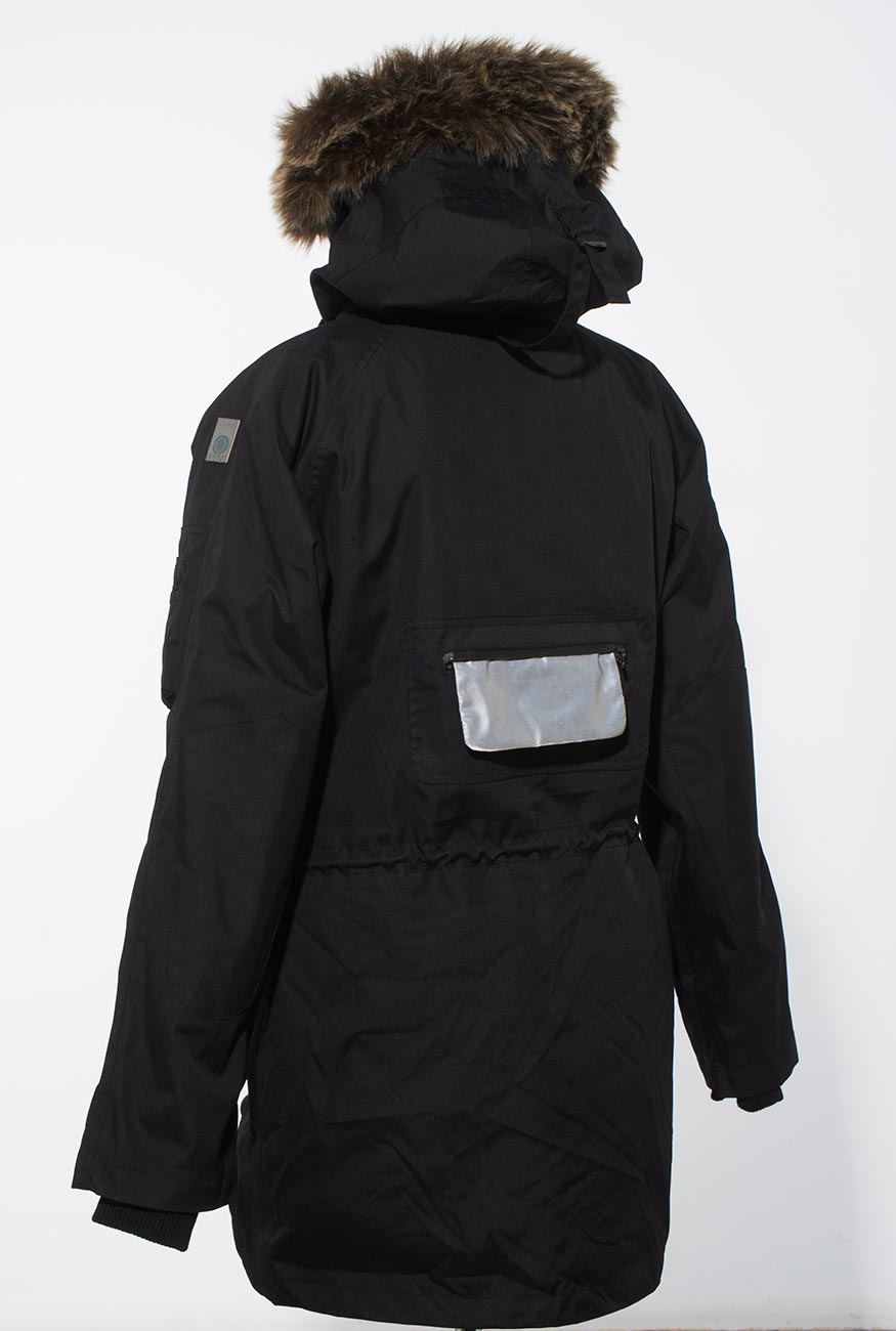 <img src= ”StephParka_Lifestyle02.jpg” alt = “Steph Fur Women’s Parka Jacket Black” / >